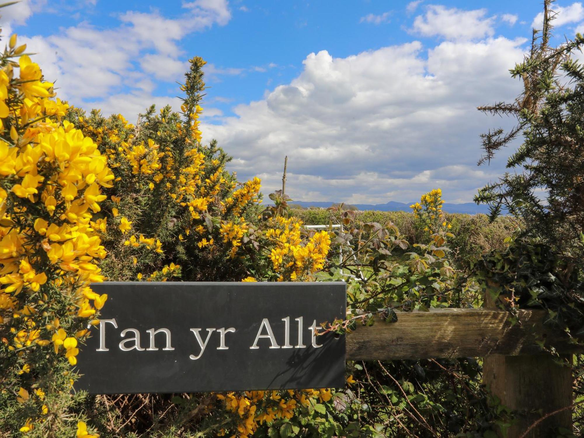 Tan Yr Allt Pwllheli Exterior photo